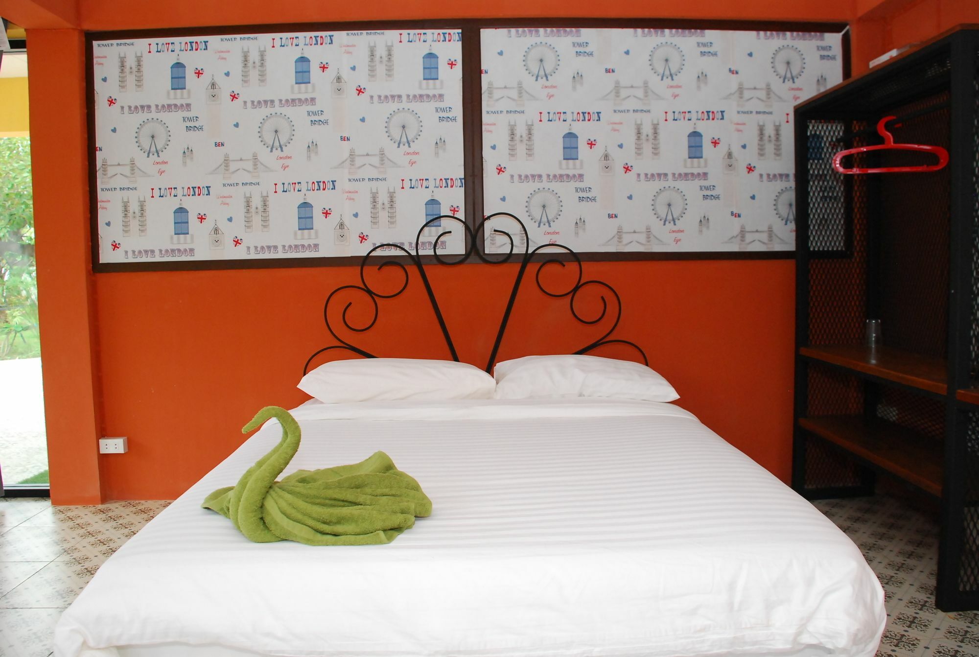 Phutara Accomodation 차암 외부 사진